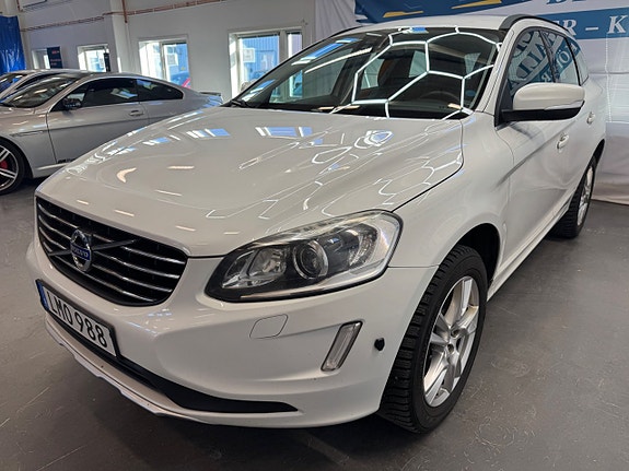 Volvo XC60 4 of 5