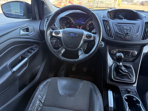 Ford Kuga 8 of 13