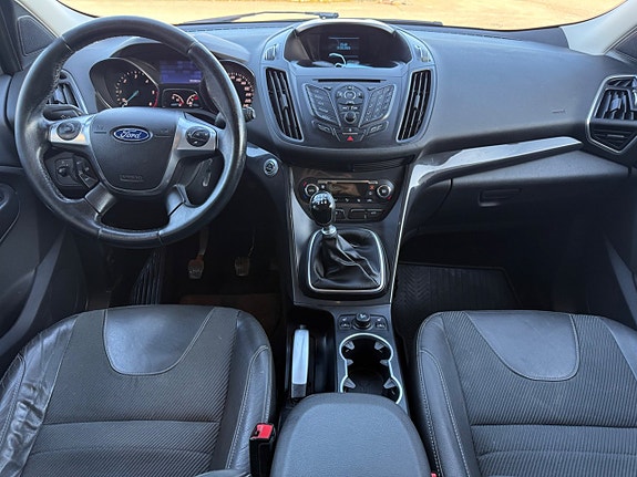 Ford Kuga 9 of 13