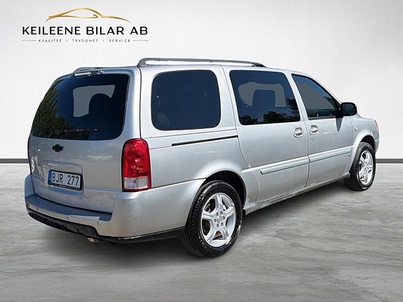 Chevrolet Uplander 8 of 26