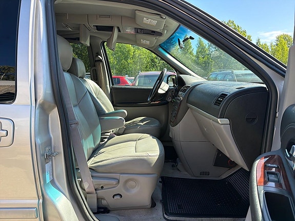 Chevrolet Uplander 14 of 26