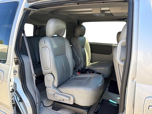 Chevrolet Uplander 10 of 26