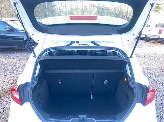 Ford Fiesta 13 of 25