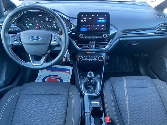 Ford Fiesta 17 of 25