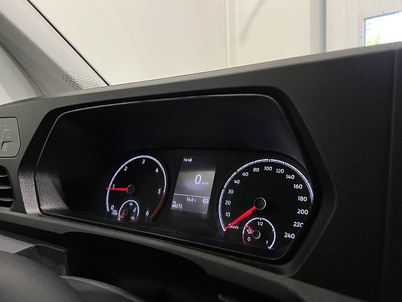 Volkswagen Caddy 16 of 23