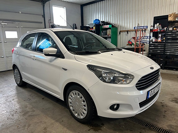 Ford Ka 2 of 5