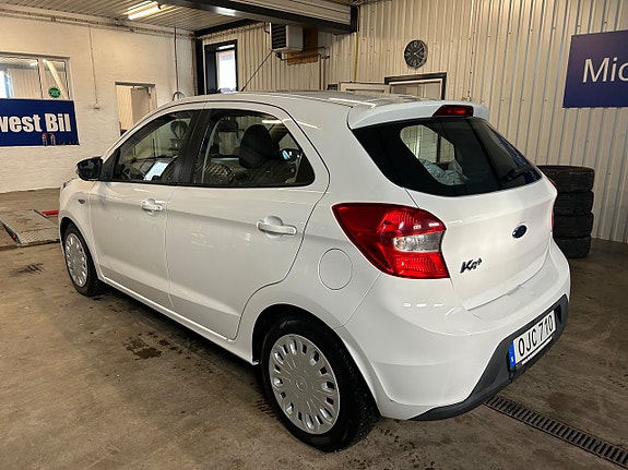 Ford Ka 3 of 5