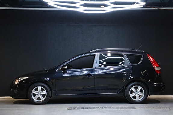 Hyundai i30 8 of 25