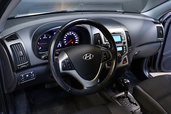 Hyundai i30 11 of 25