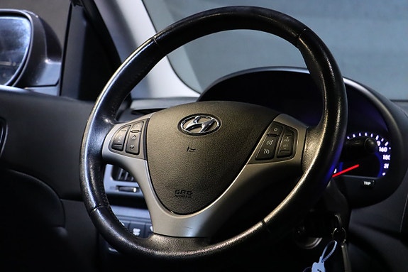 Hyundai i30 18 of 25