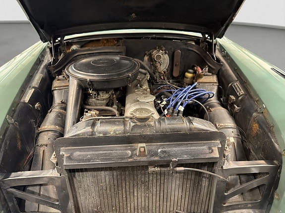 Mercedes-Benz W180 15 of 17