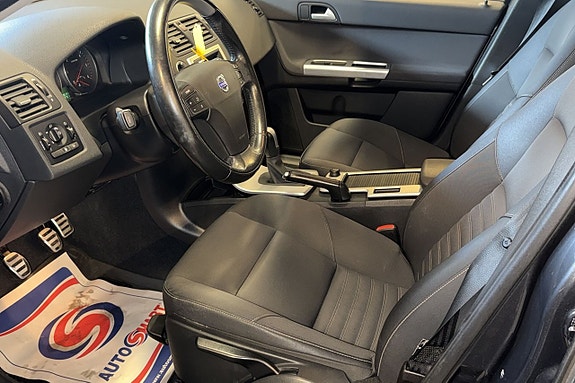 Volvo V50 7 of 9