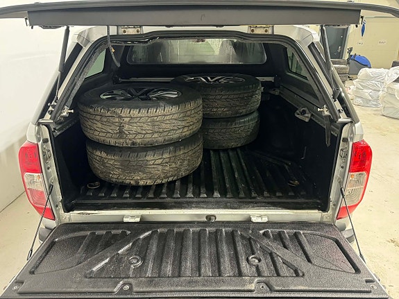 Nissan Navara 8 of 18