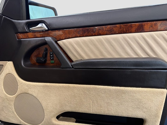 Mercedes-Benz 600 SEL 18 of 24