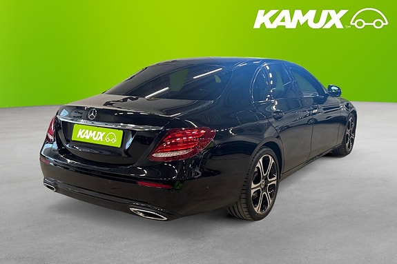 Mercedes-Benz E220 d 4 of 5