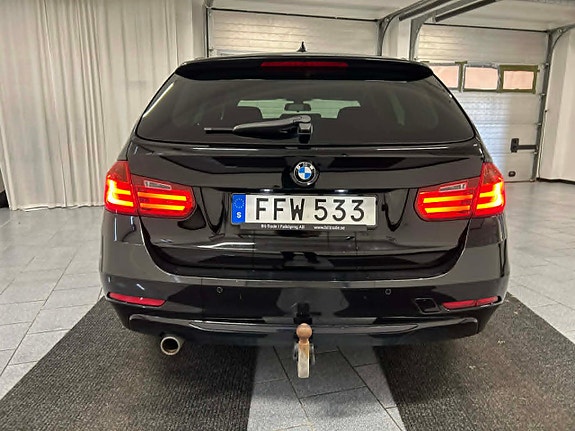 BMW 320 6 of 16