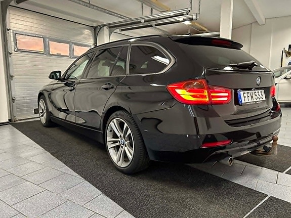 BMW 320 4 of 16
