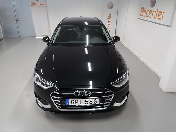 Audi A4 11 of 30