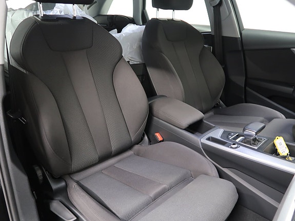 Audi A4 19 of 30