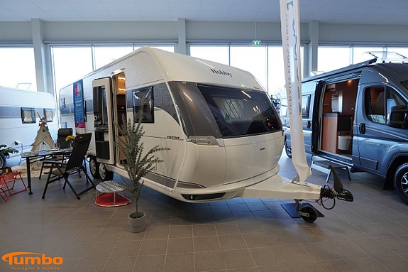 Hobby 650 KFU Prestige, Alde, Vattenburen golvvärme, Spis