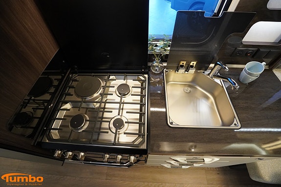 Hobby 650 KFU Prestige, Alde, Vattenburen golvvärme, Spis 7 of 21