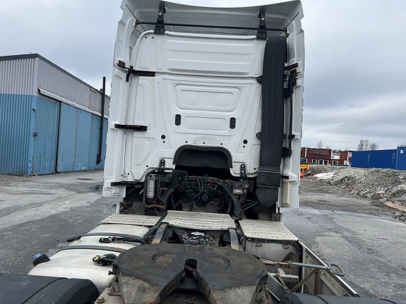 Dragbil Mercedes-Benz Actros 963-4-A 4X2 -201... via auktion 20 of 27