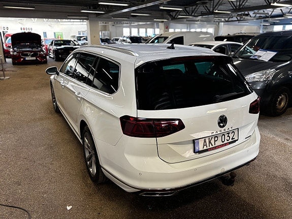 Volkswagen Passat 4 of 5