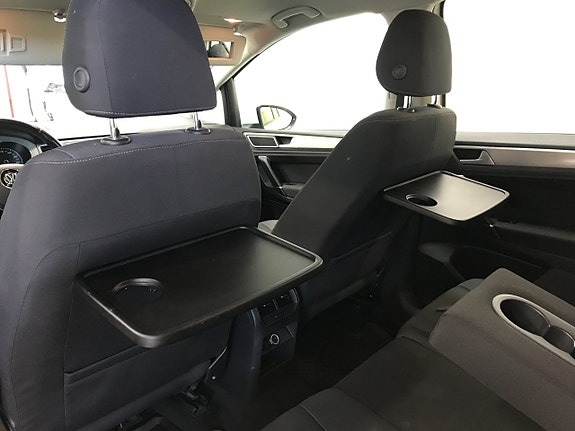 Volkswagen Golf Sportsvan 16 of 20