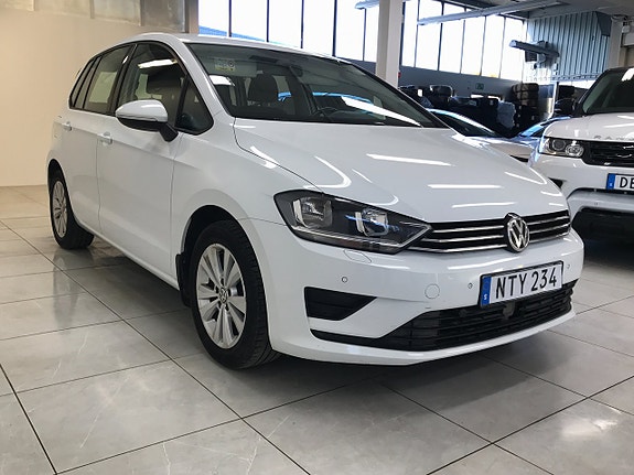 Volkswagen Golf Sportsvan 4 of 20
