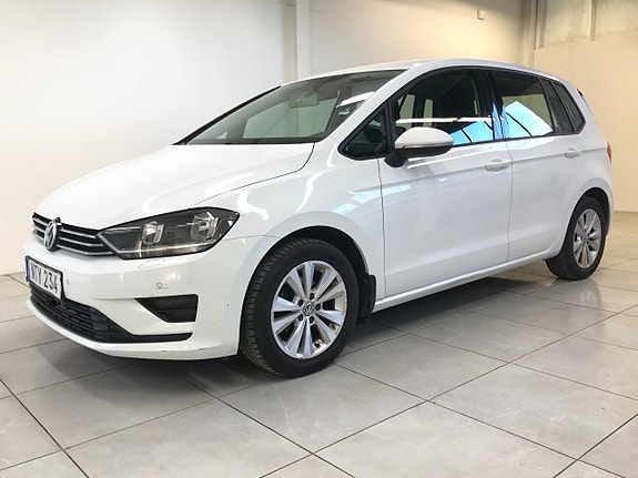 Volkswagen Golf Sportsvan 2 of 20