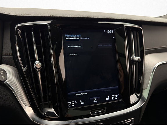 Volvo V60 24 of 30
