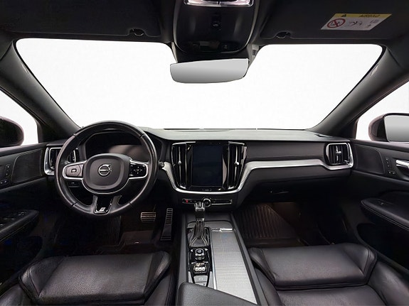 Volvo V60 12 of 30