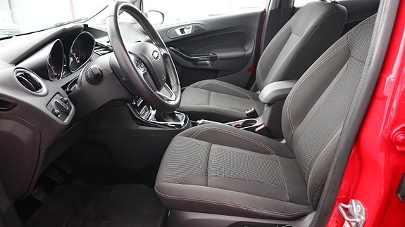 Ford Fiesta 5 of 16
