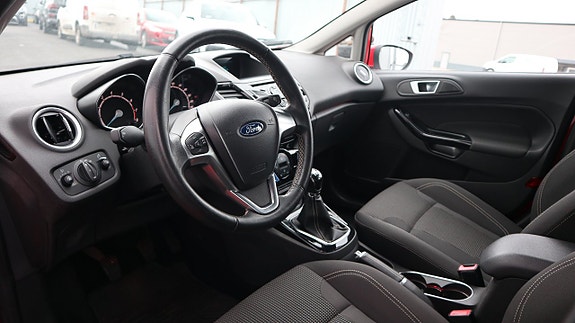 Ford Fiesta 3 of 16