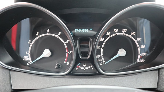 Ford Fiesta 13 of 16