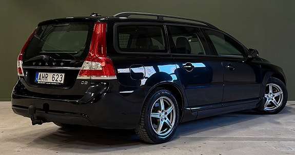 Volvo V70 5 of 5