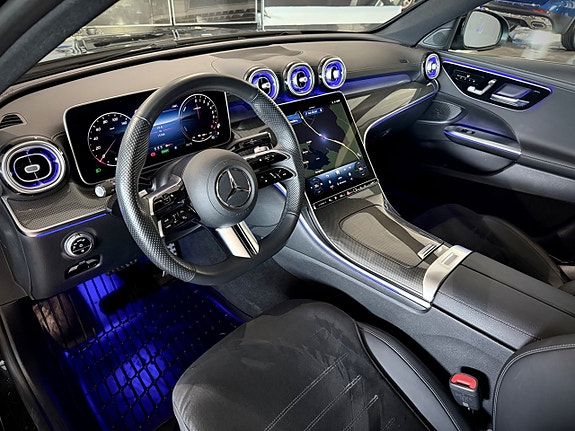 Mercedes-Benz C300 e 16 of 26