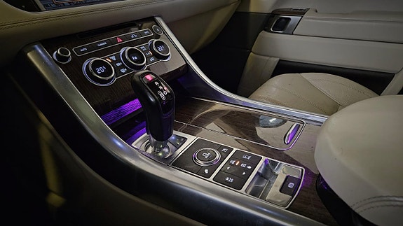 Land Rover Range Rover Sport 13 of 22