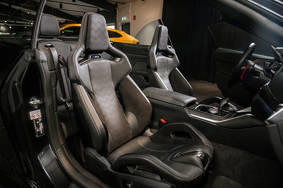 BMW M4 10 of 12