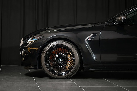 BMW M4 6 of 12