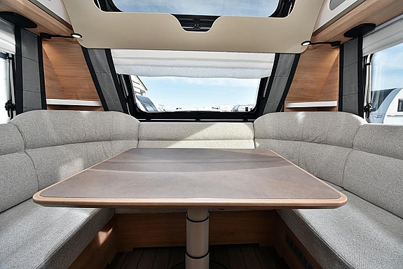 Knaus 580 UK Südwind Black Selection, Barnkammare 11 of 27