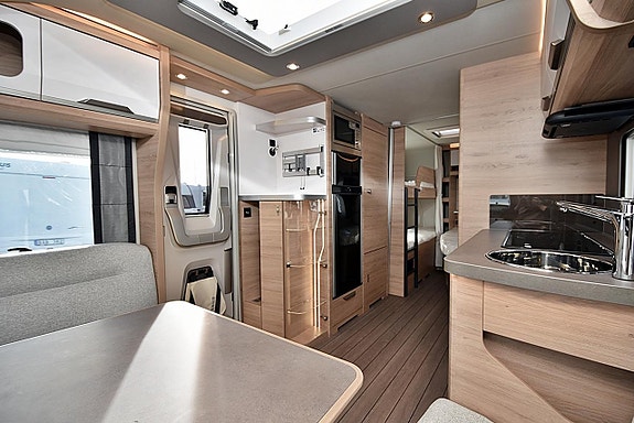 Knaus 580 UK Südwind Black Selection, Barnkammare 10 of 27