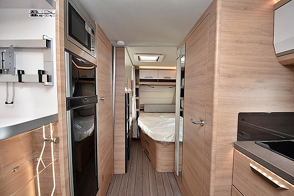Knaus 580 UK Südwind Black Selection, Barnkammare 21 of 27