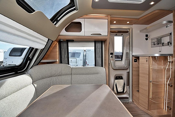 Knaus 580 UK Südwind Black Selection, Barnkammare 12 of 27