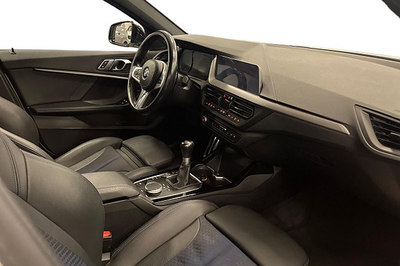 BMW 118i 6 of 19