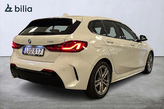 BMW 118i 17 of 19