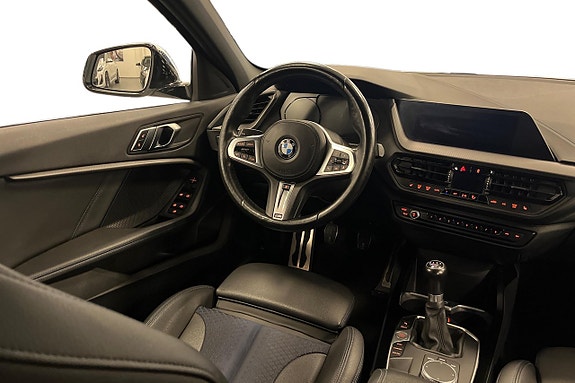 BMW 118i 9 of 19