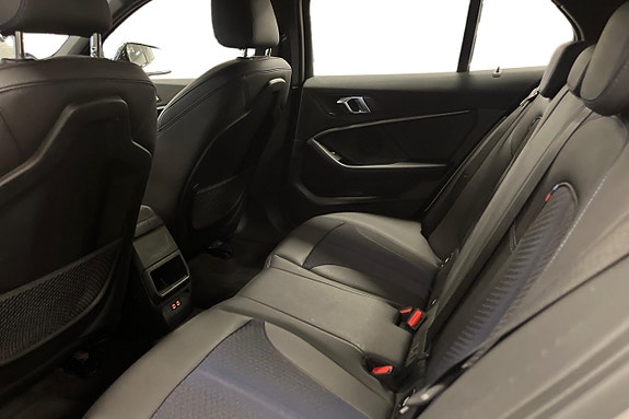 BMW 118i 11 of 19