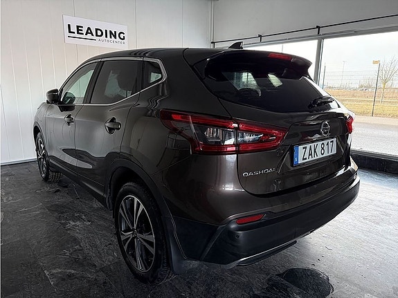 Nissan Qashqai 2 of 5