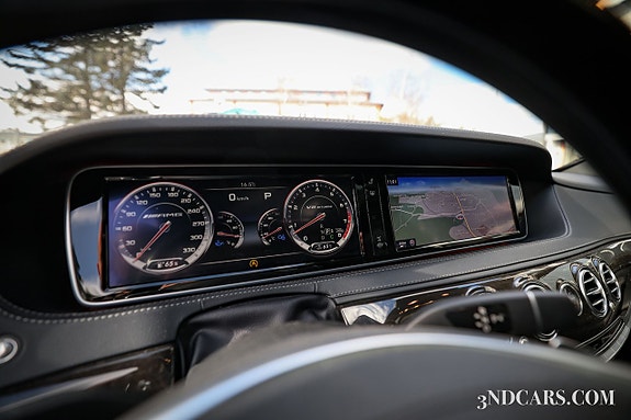 Mercedes-Benz S63 11 of 25